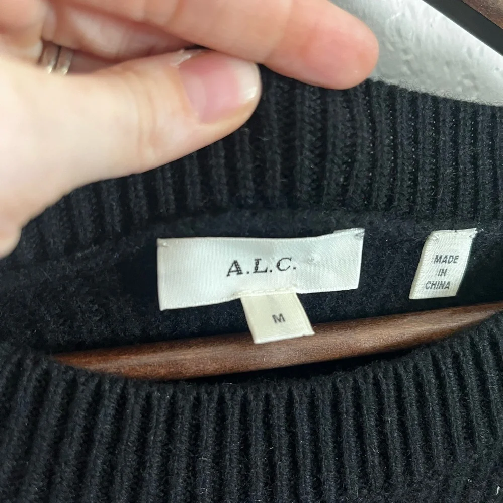 ALC Striped Oversized Wool Cashmere Crewneck Sweater Black Blue Medium